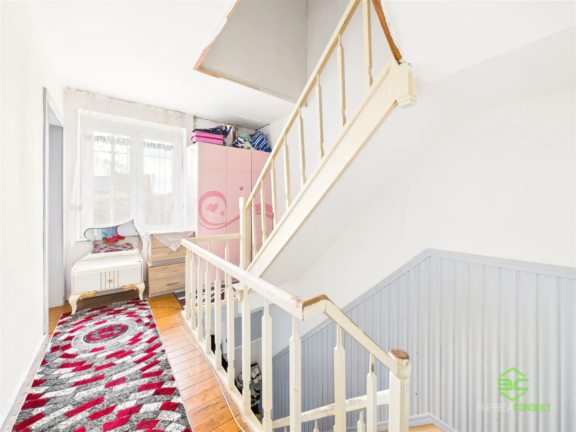 Ruime gezinswoning met 4 slpk in Ezemaal! foto 9