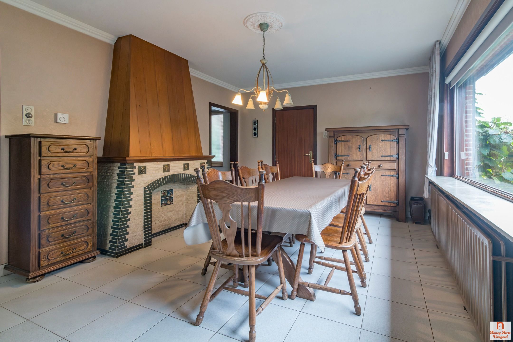 Ruime woning met 4 slaapkamers en uitbreidingsmogelijkheden foto 35