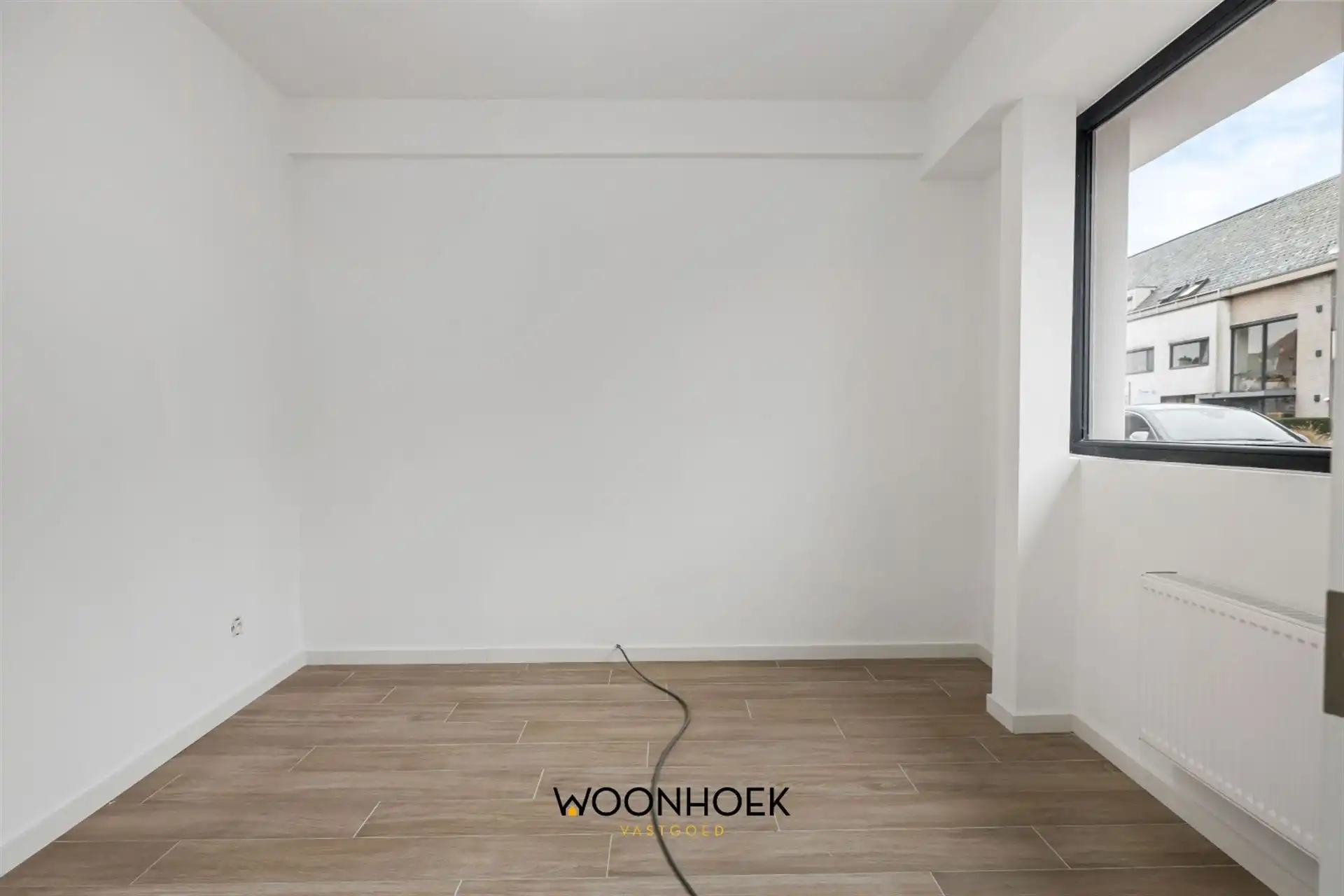 Gerenoveerde, 6-slpk woning, zonnige tuin en 2 bdkms te Sint-Niklaas! foto 10