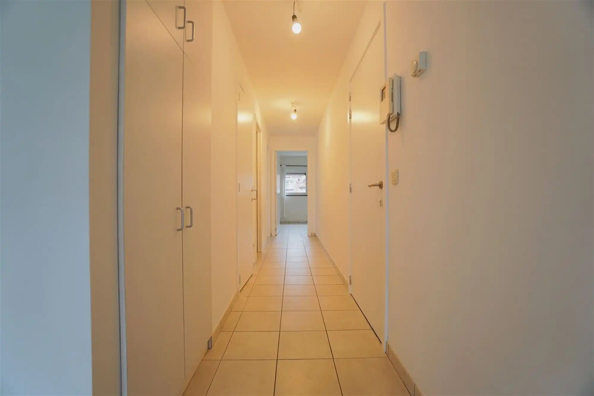 2-slpk appartement met terras te Gent foto 5