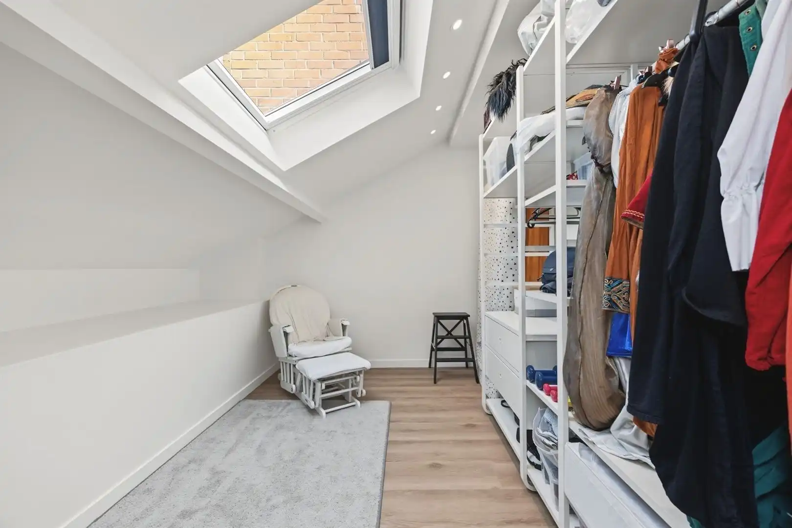 Een ruime, lichtrijke woning met uitbreidingsmogelijkheden in het hart van Zemst foto 20