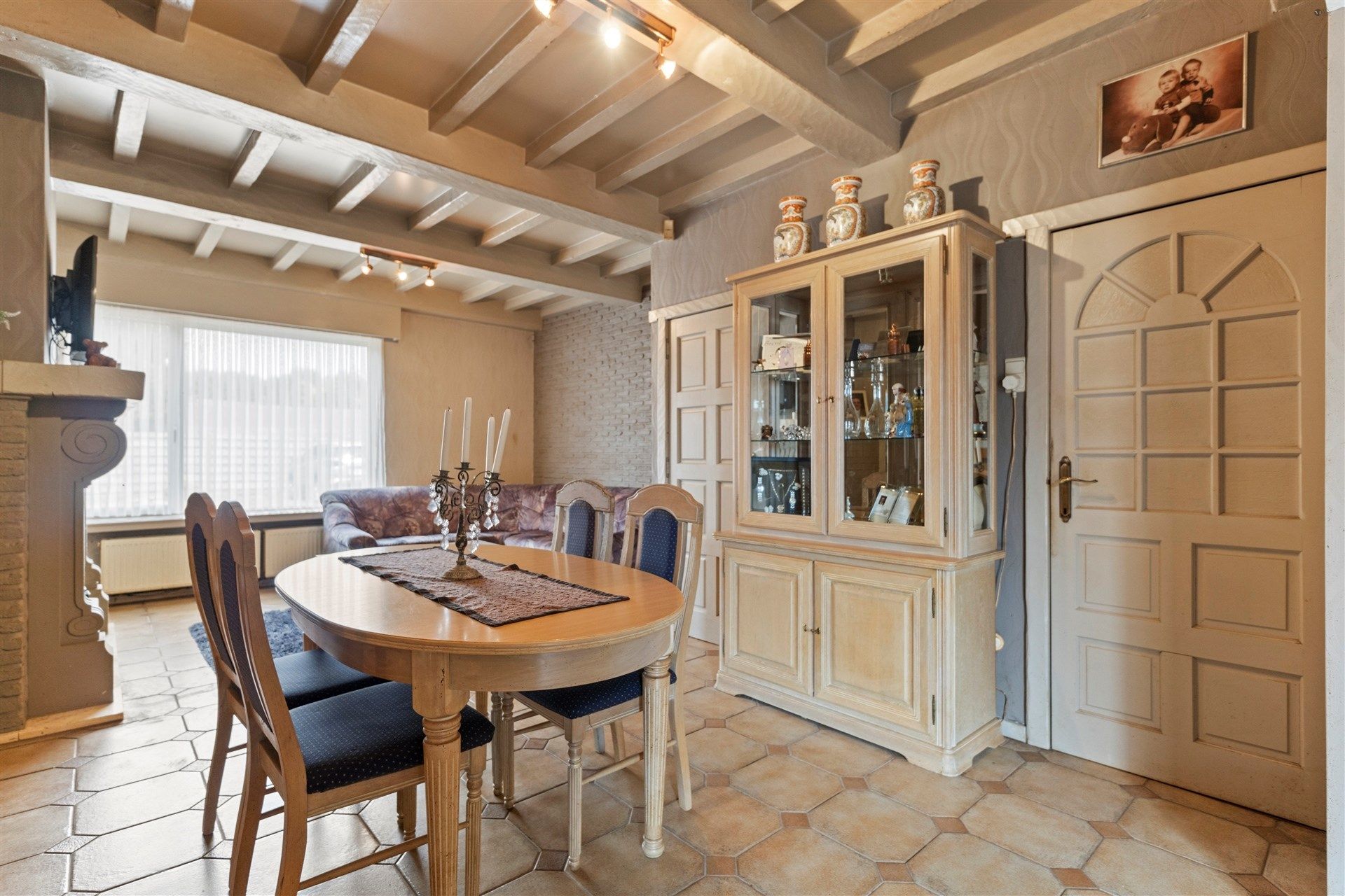 op te frissen half open bebouwingop 186m² foto 6