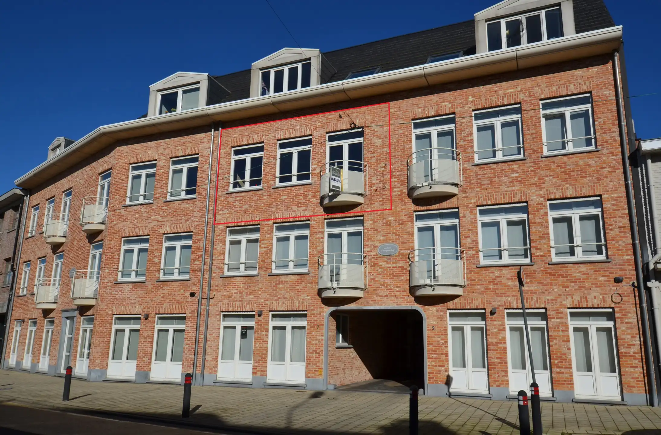 Gezellig appartement met 2 slaapkamers foto {{pictureIndex}}