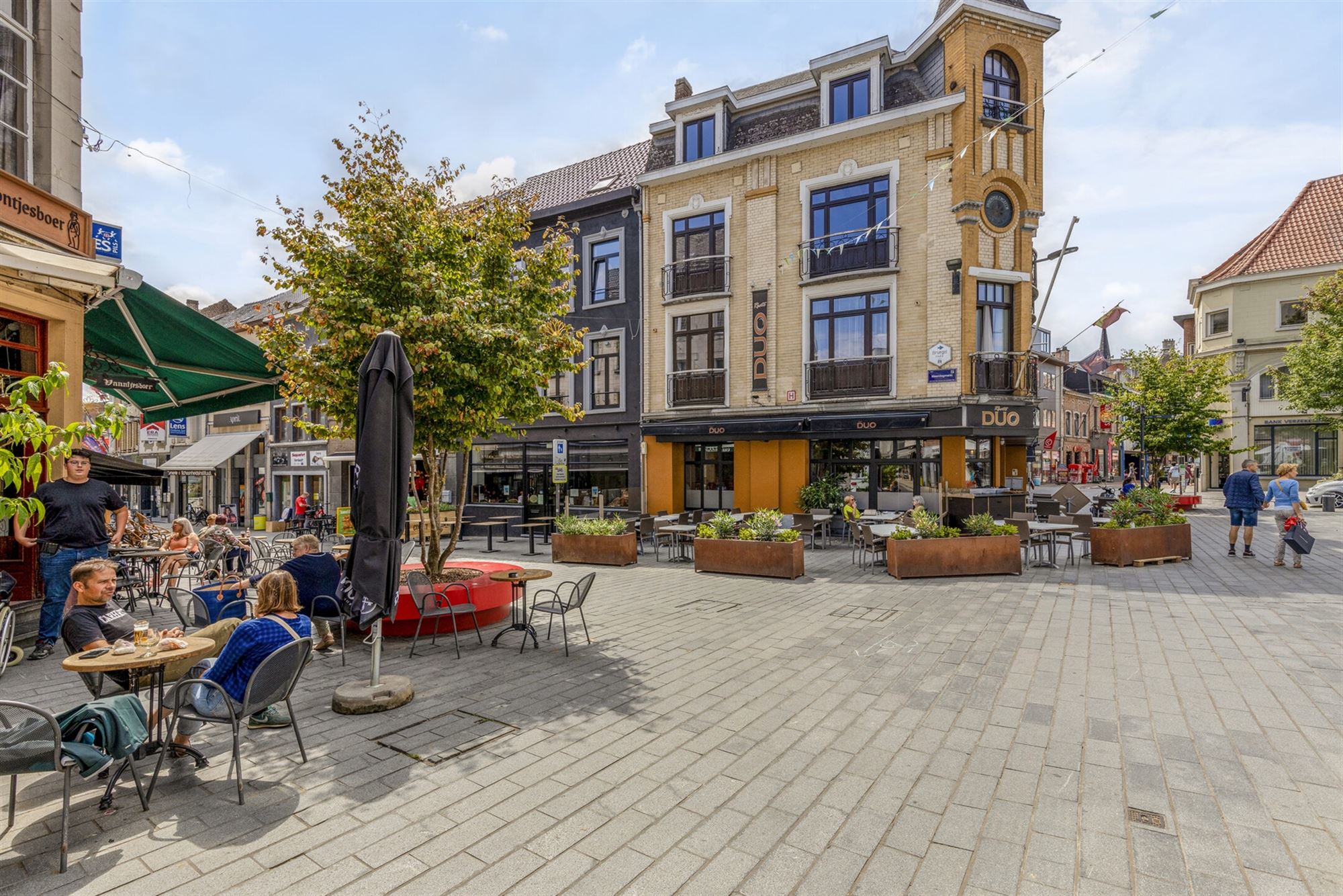 Unieke ondernemingskans in het hartje van Halle foto 24