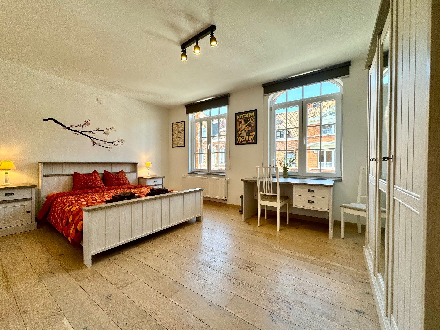 WONING MET 4 SLAAPKAMERS EN ZONNIGE STADSKOER (35M²) foto 10