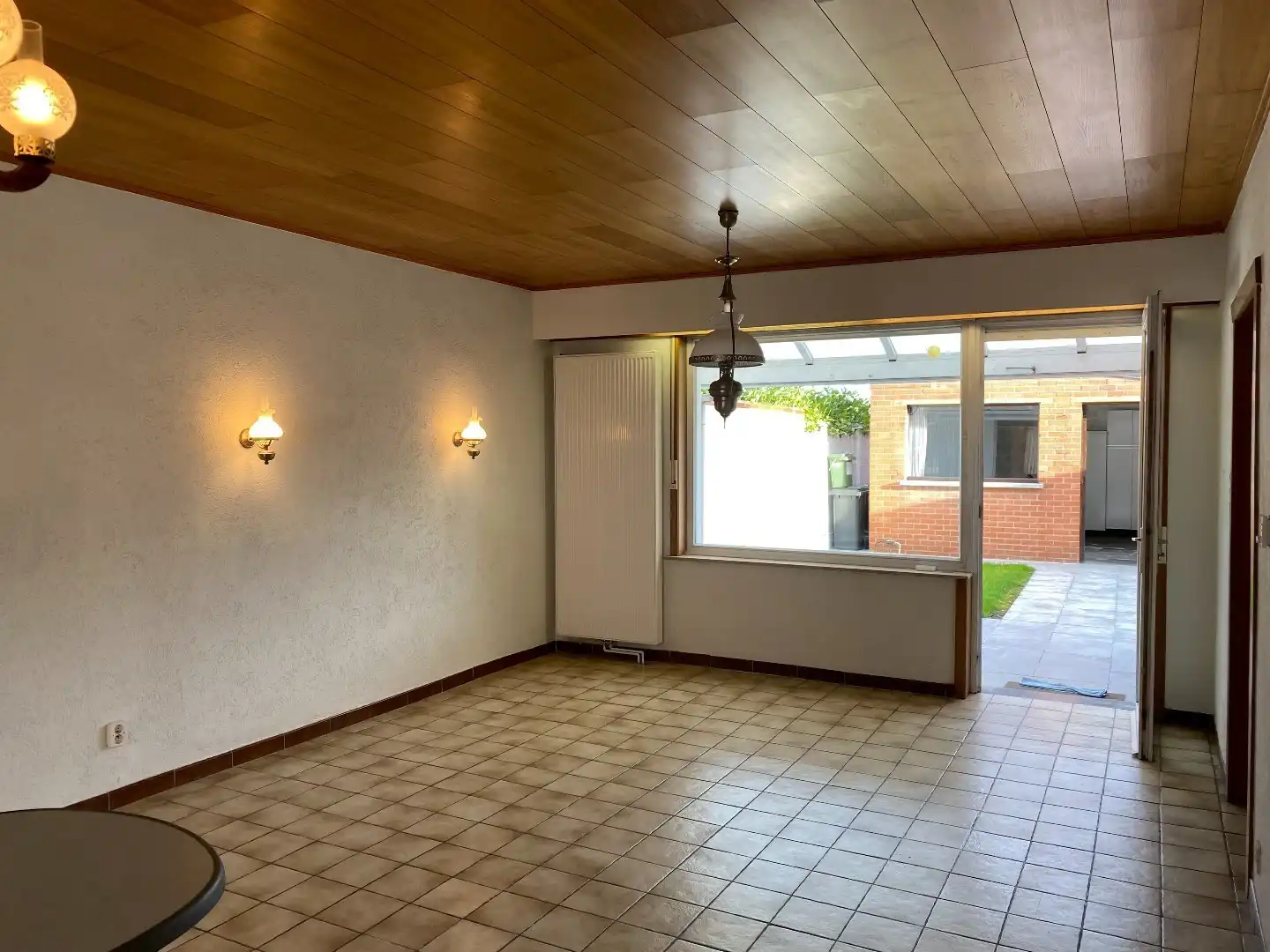 Centraal gelegen woning met 4 slaapkamers te Ieper foto 4