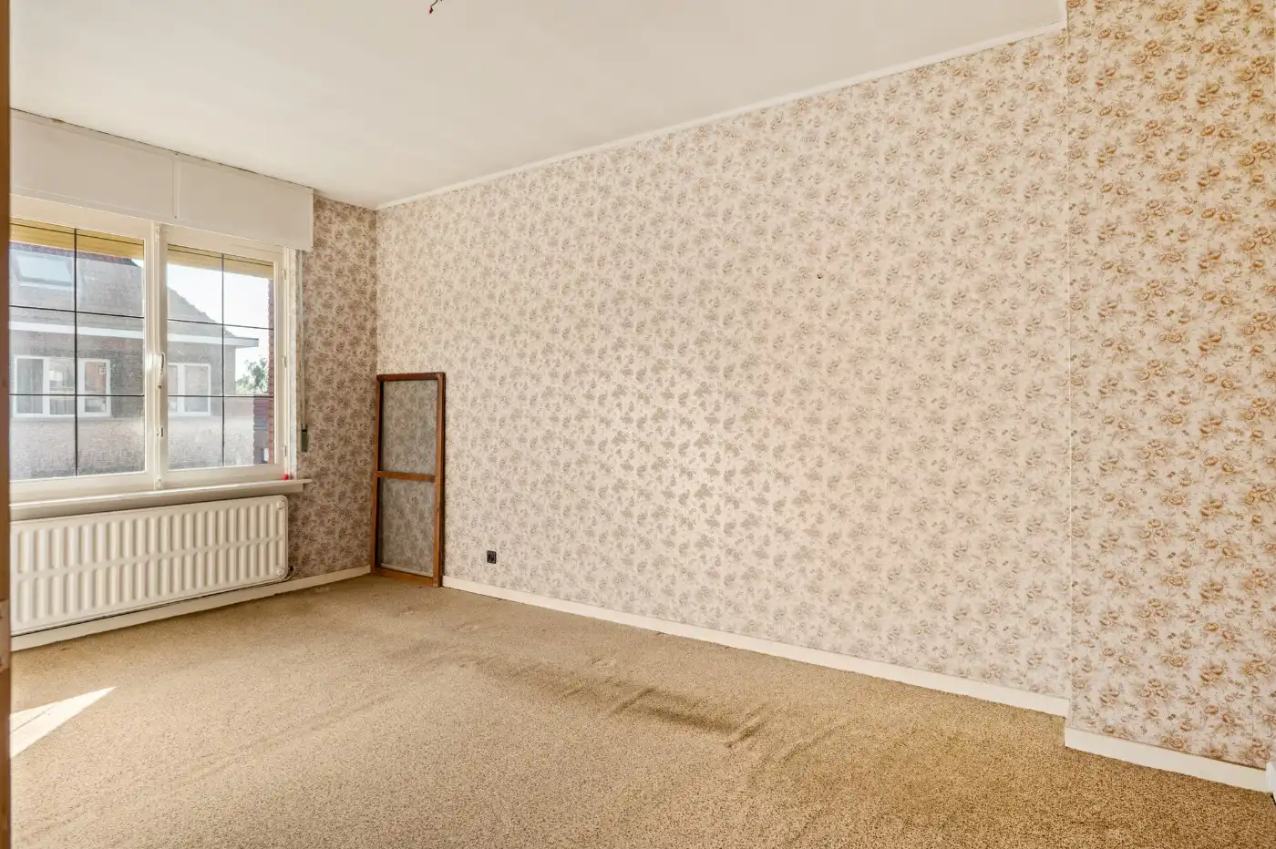 Te renoveren woning met 3 à 4 slpk. en inpandige garage foto 15