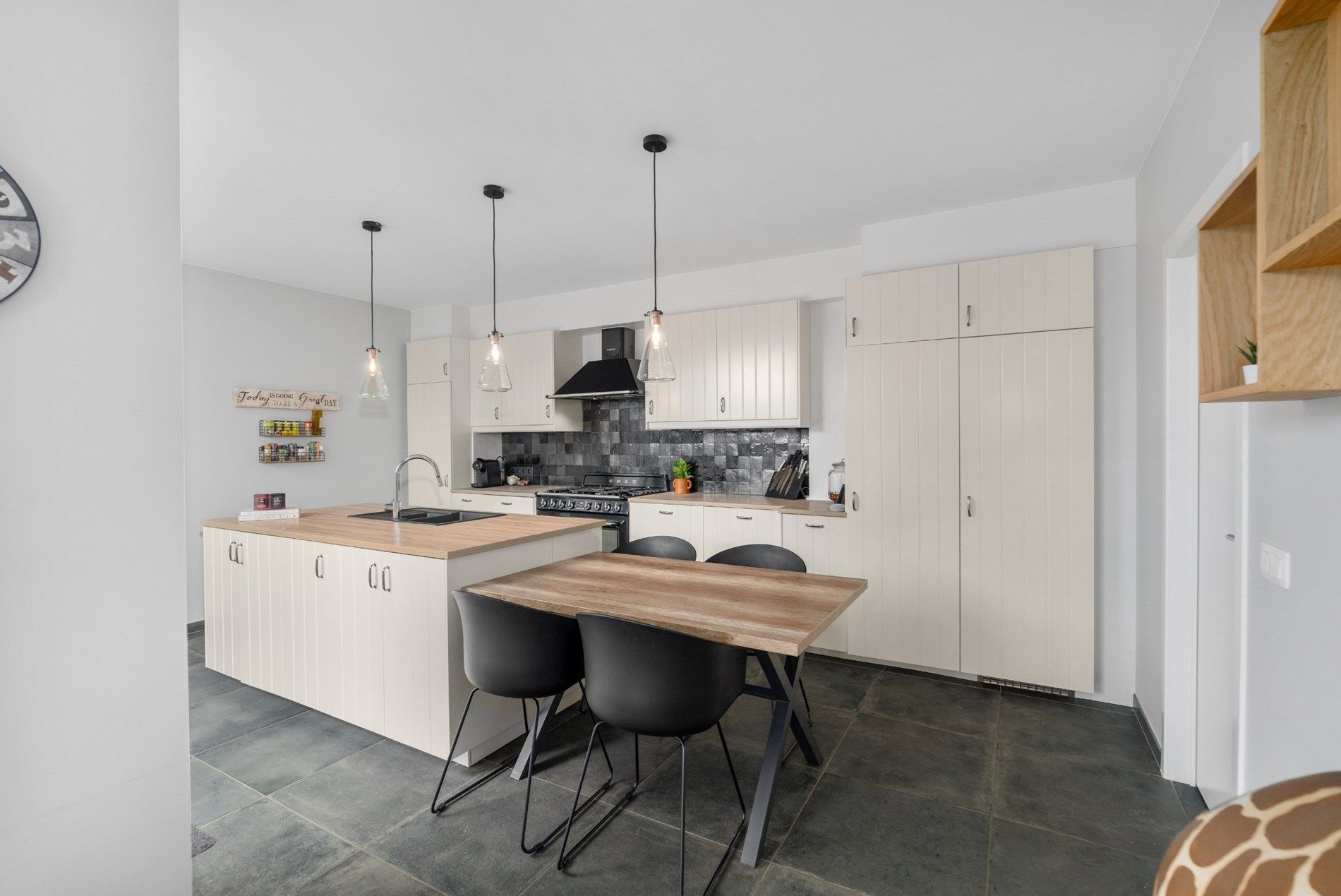Grote en energiezuinige woning te Lissewege foto 4