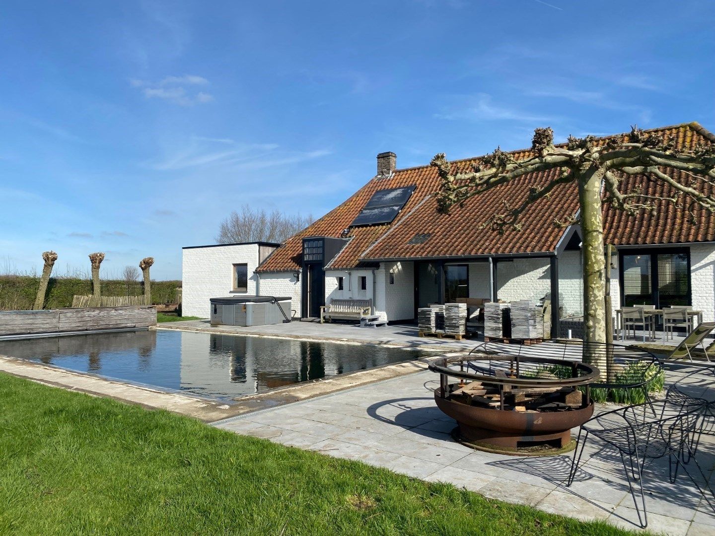 Gerenoveerde energiezuinige hoeve op prachtig domein ! foto 2