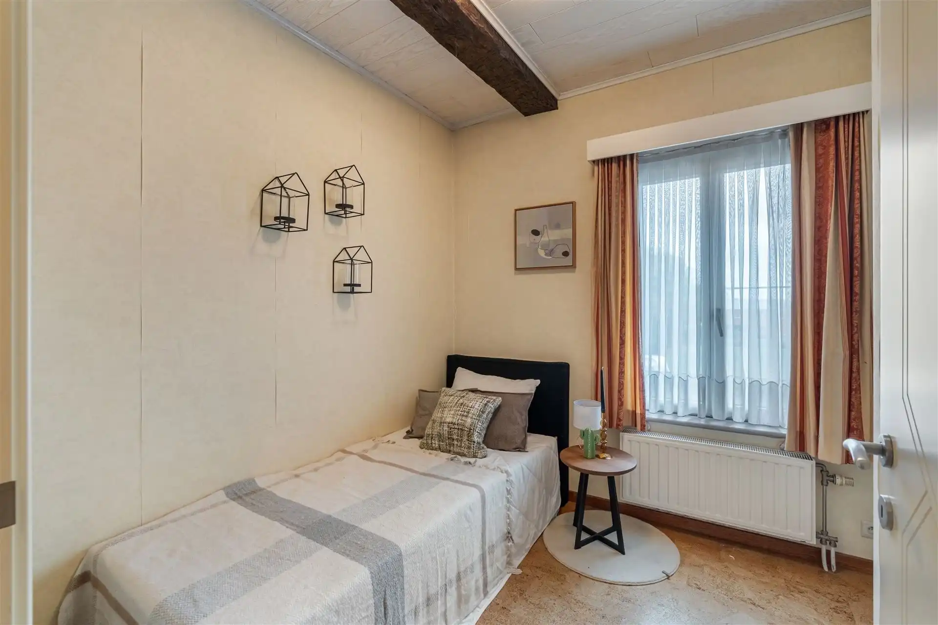 Woning met handelsgedeelte en opslagplaats. foto 25