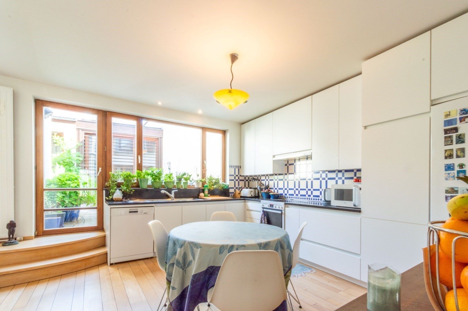 GEHEEL VAN 2 GEBOUWEN ! foto 11