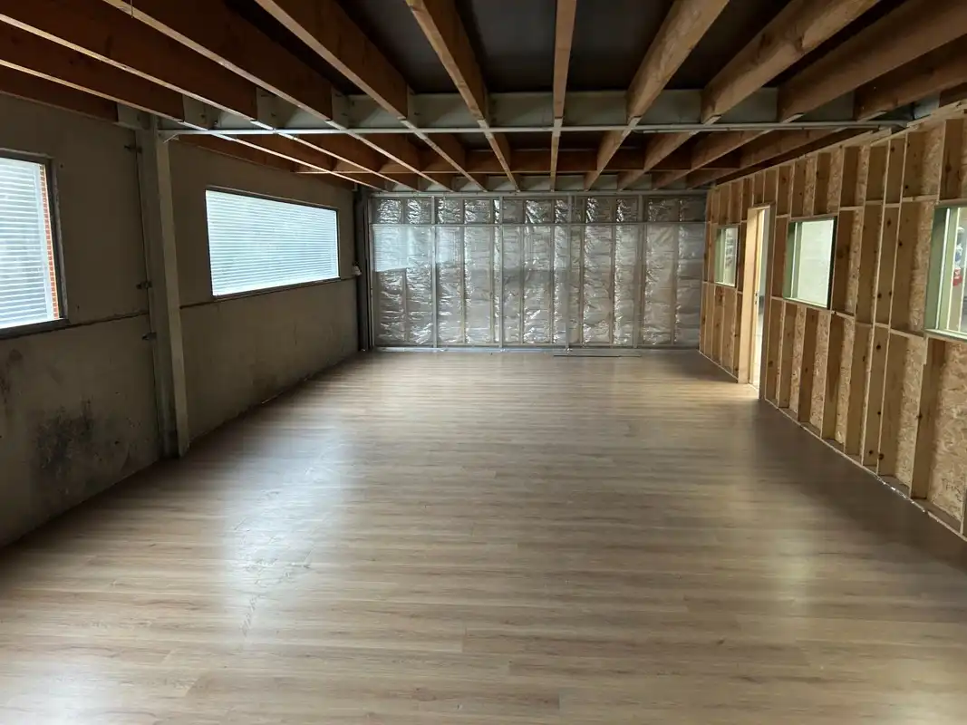 Magazijn/werkplaats 780m² te huur foto 7