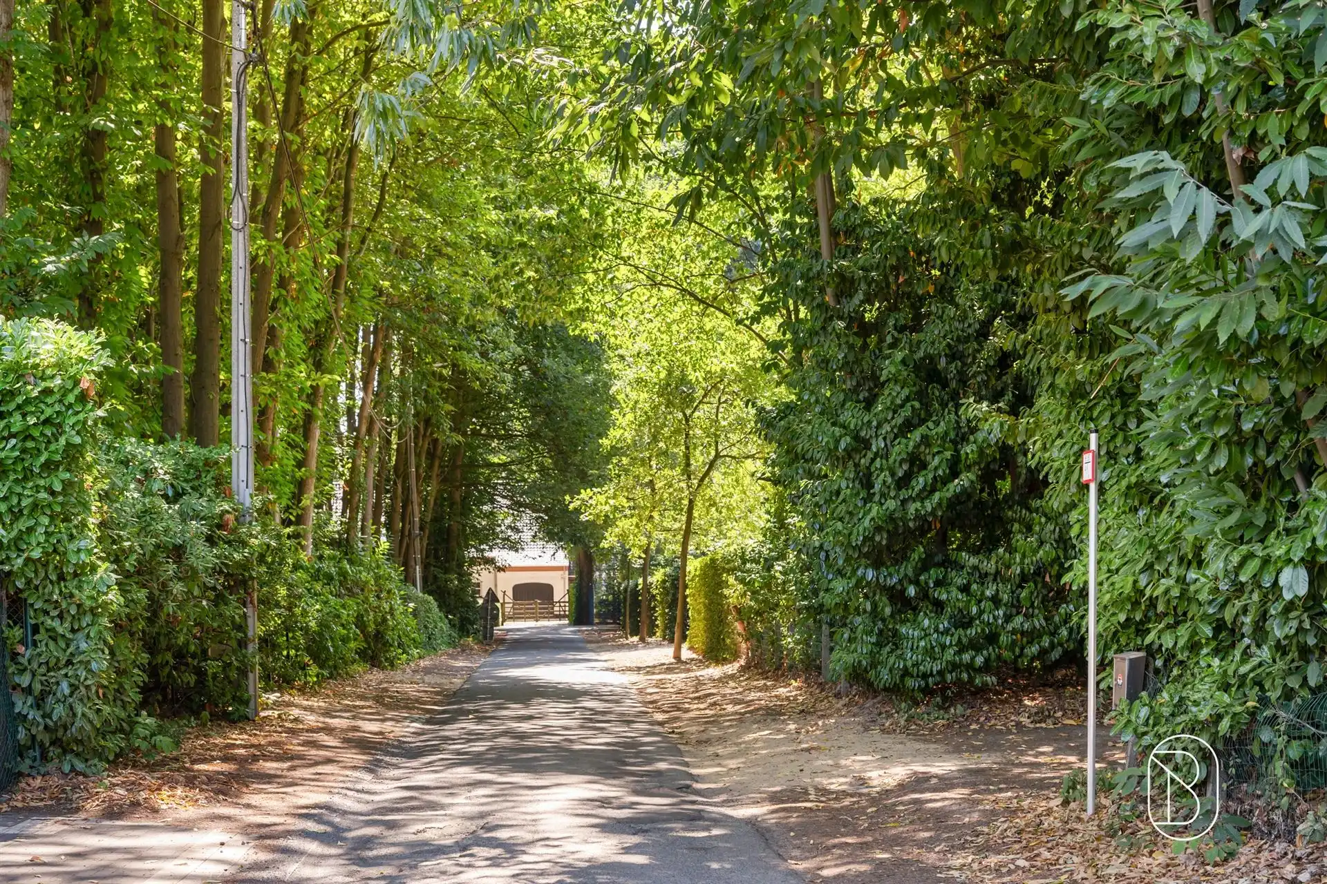 Prachtige villa met binnenzwembad in Waasmunster foto 5