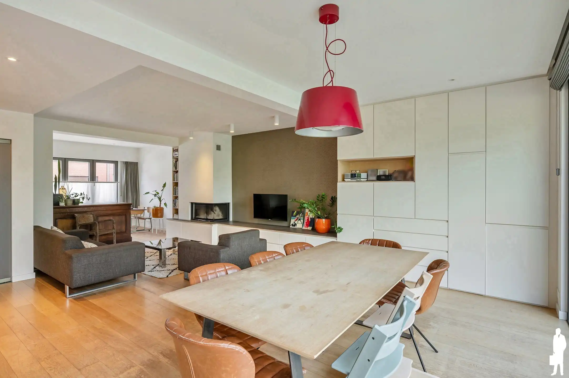 Instapklare en ruime halfopen woning in Maria-ter-Heide! foto 4