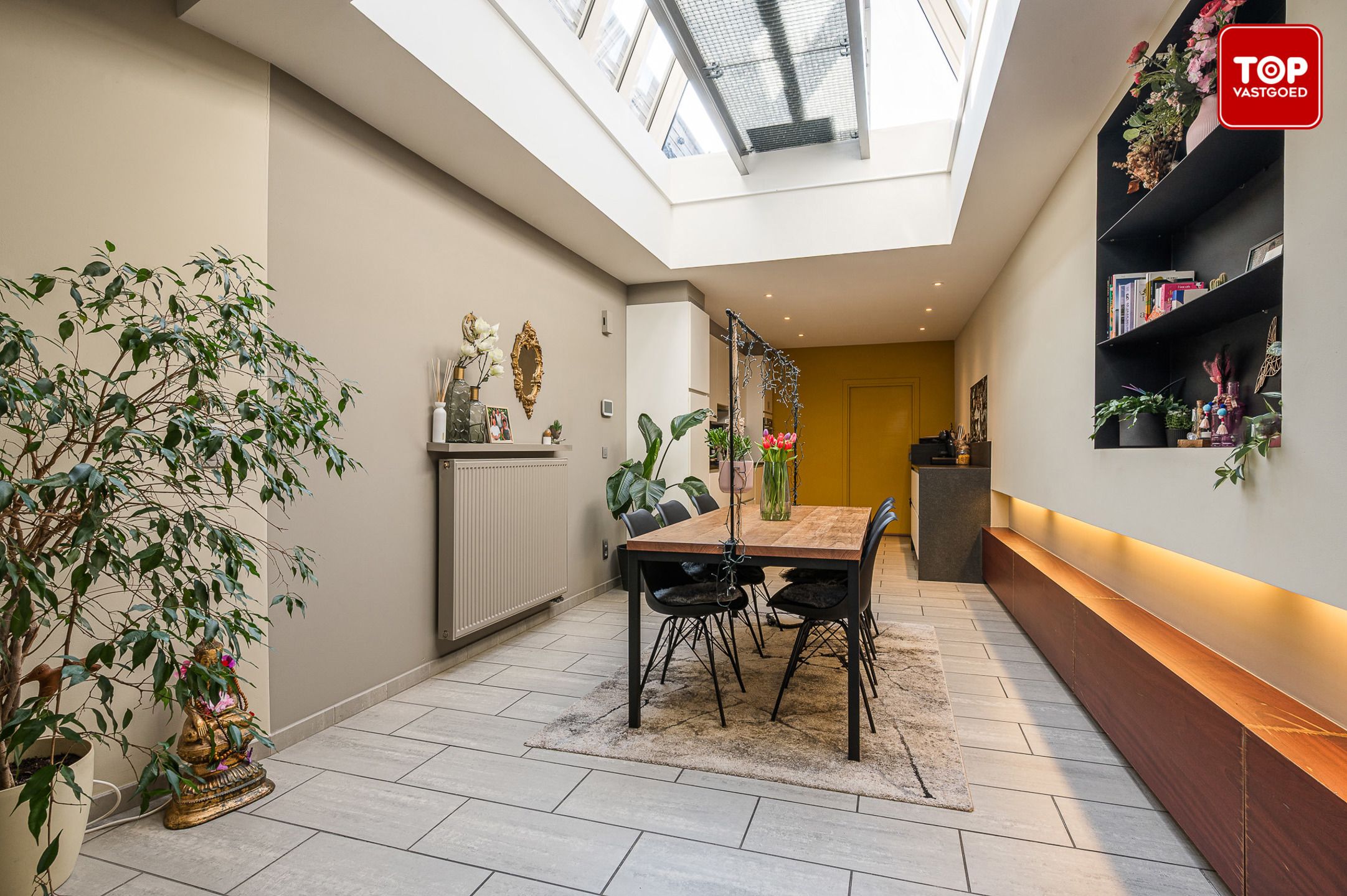Instapklare architectenwoning met 2 slaapkamers en zonneterras foto 8