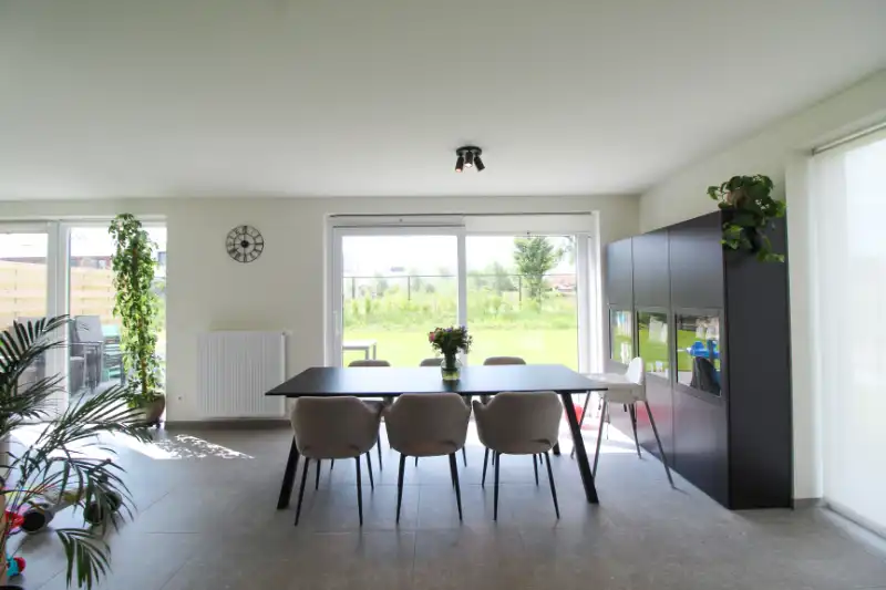 Energiezuinige halfopen woning in Meulebeke foto 3