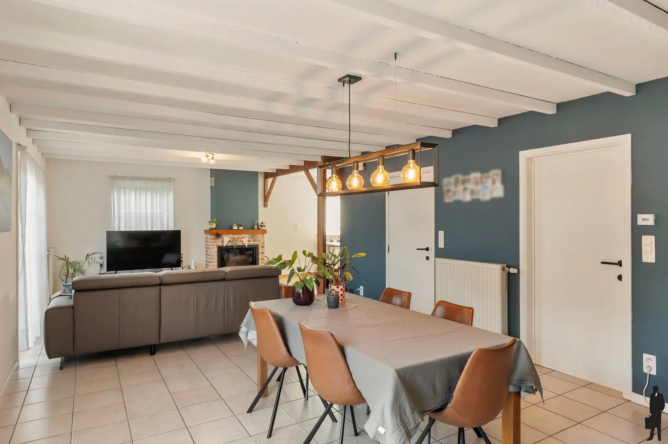 Charmante gezinswoning met zonnige tuin, garage en 3 slaapkamers op rustige ligging foto 3