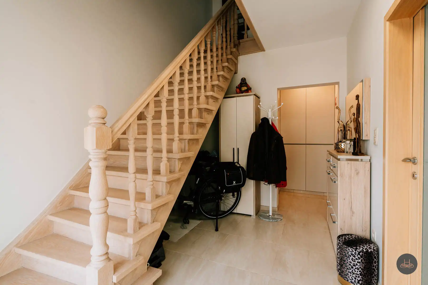 Centrale ruime stadswoning met parkeerplaats foto 4