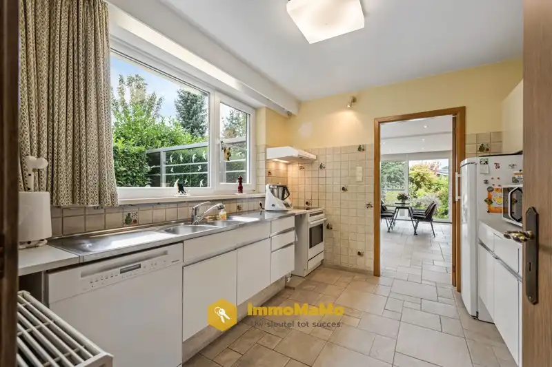 VRIJSTAANDE WONING MET 4 SLAAPKAMERS TE KOOP IN WACHTEBEKE (LOCHRISTI) foto 9