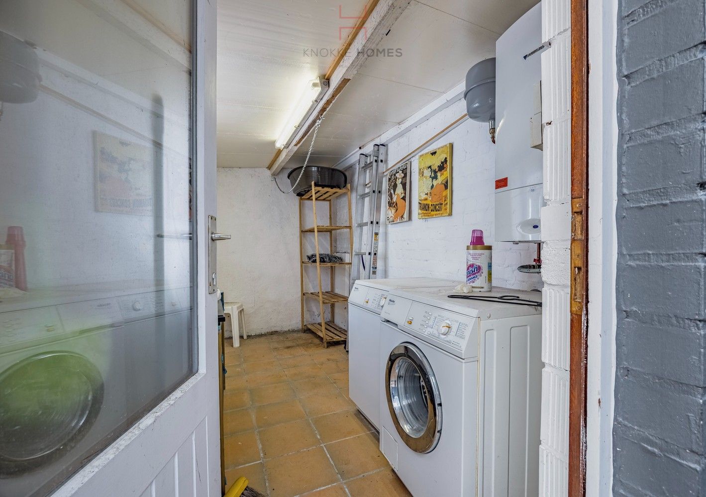 Charmante woning op wandelafstand van het strand in Heist foto 21