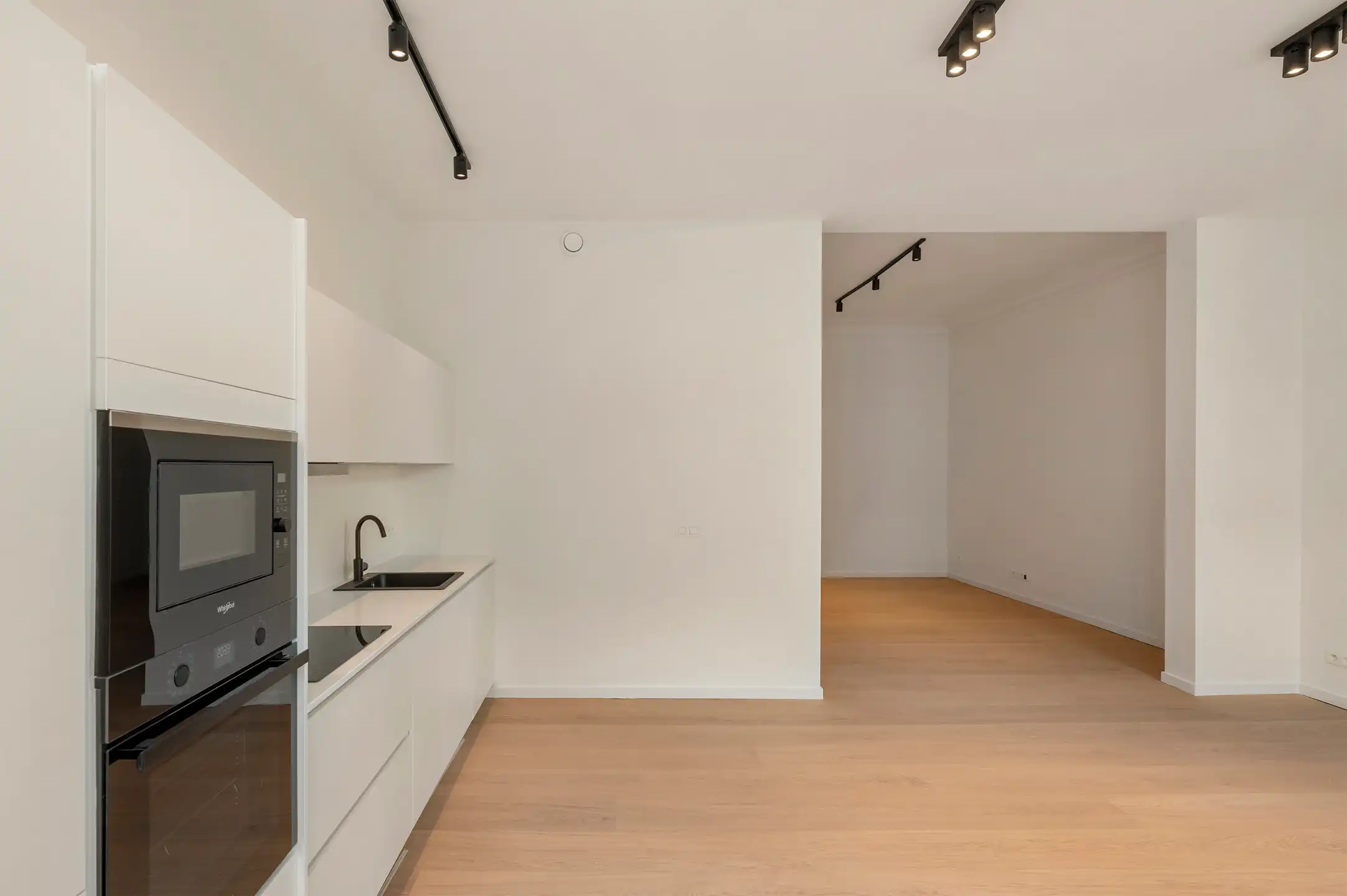 Ruim gerenoveerd appartement foto 5
