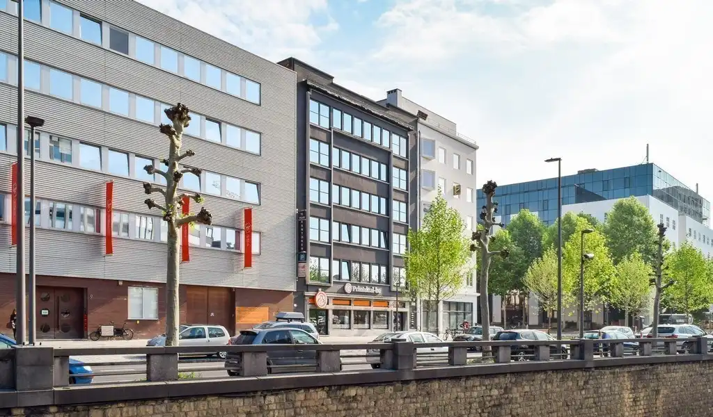 Vernieuwde kantoren te huur vlakbij Eilandje in Antwerpen foto 18