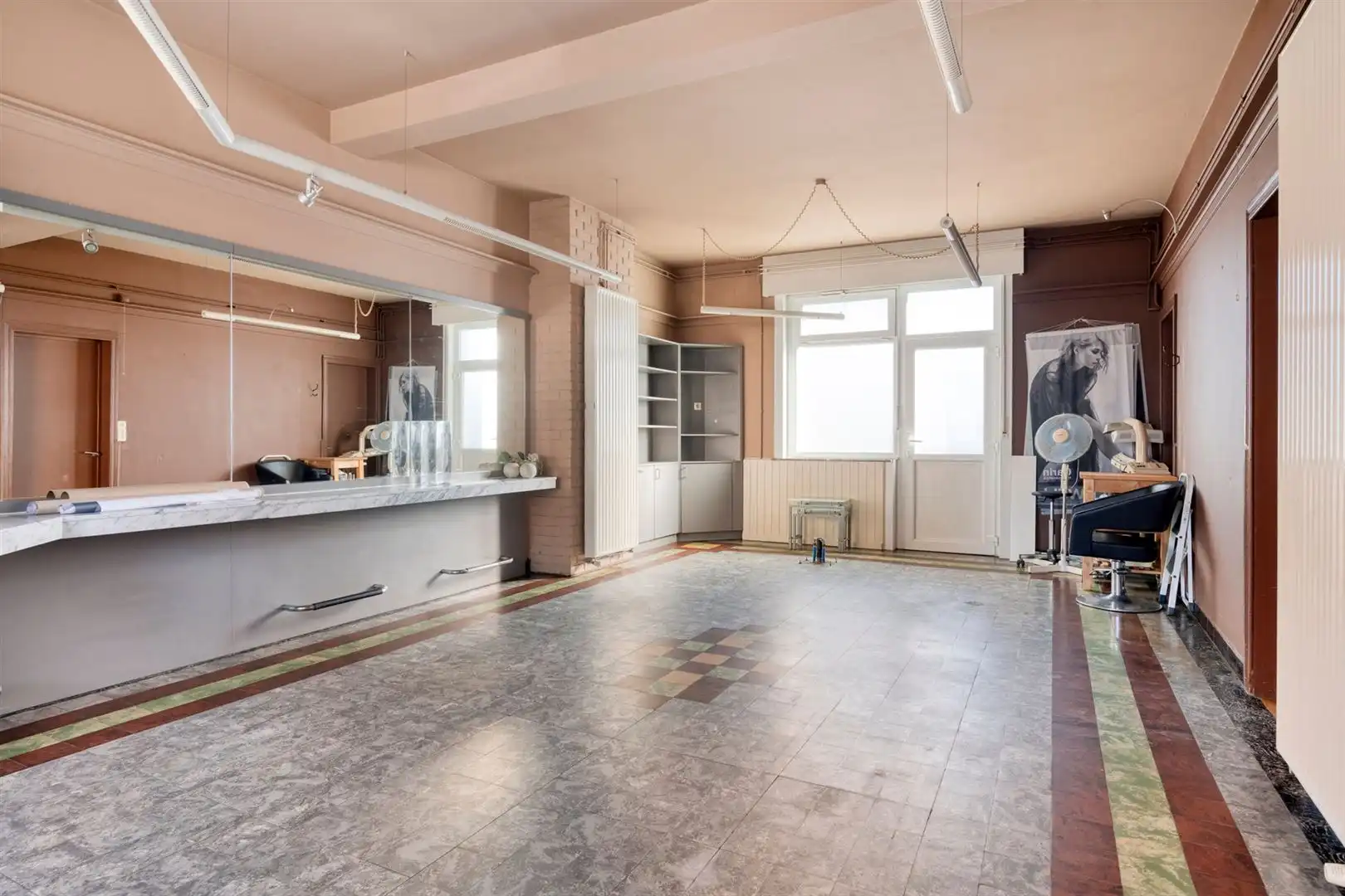 Deel te renoveren woning in deelgemeente Petegem foto 13