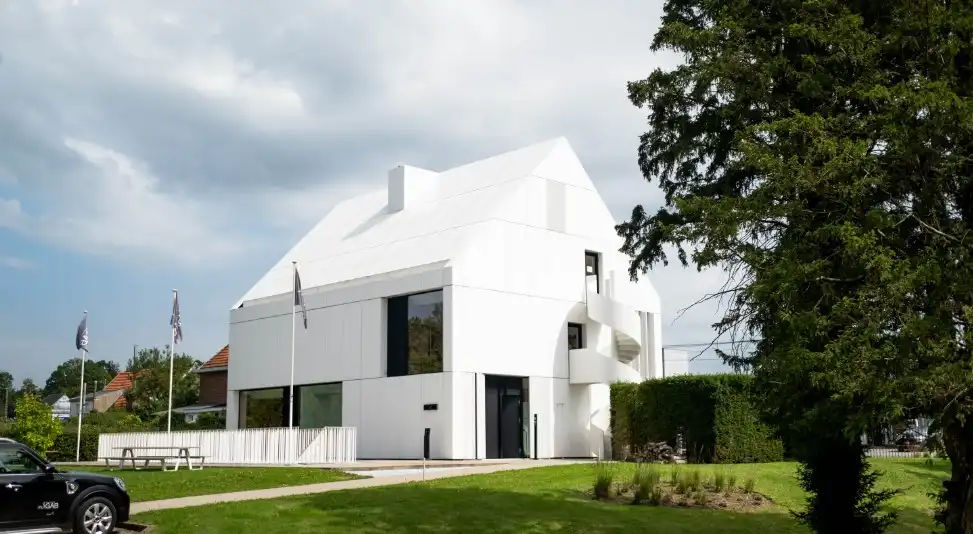 THE MAISON – Where Business Meets Style foto {{pictureIndex}}