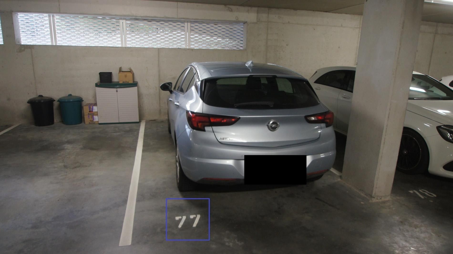 Ruime en moderne penthouse met 2 slpks, terras + autostaanplaats foto 10