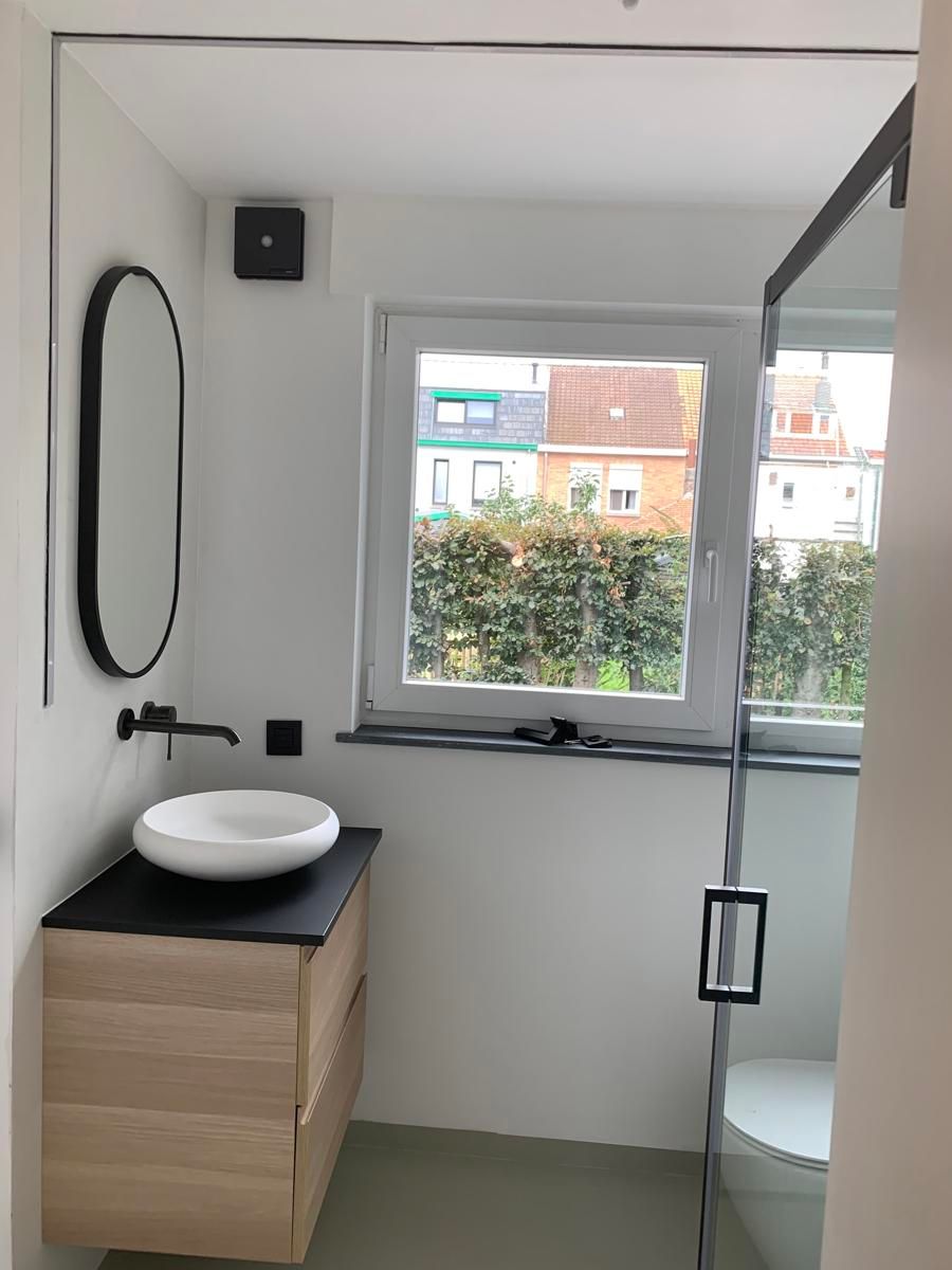 Prachtig gerenoveerde 4 kamers villa met TUIN foto 13