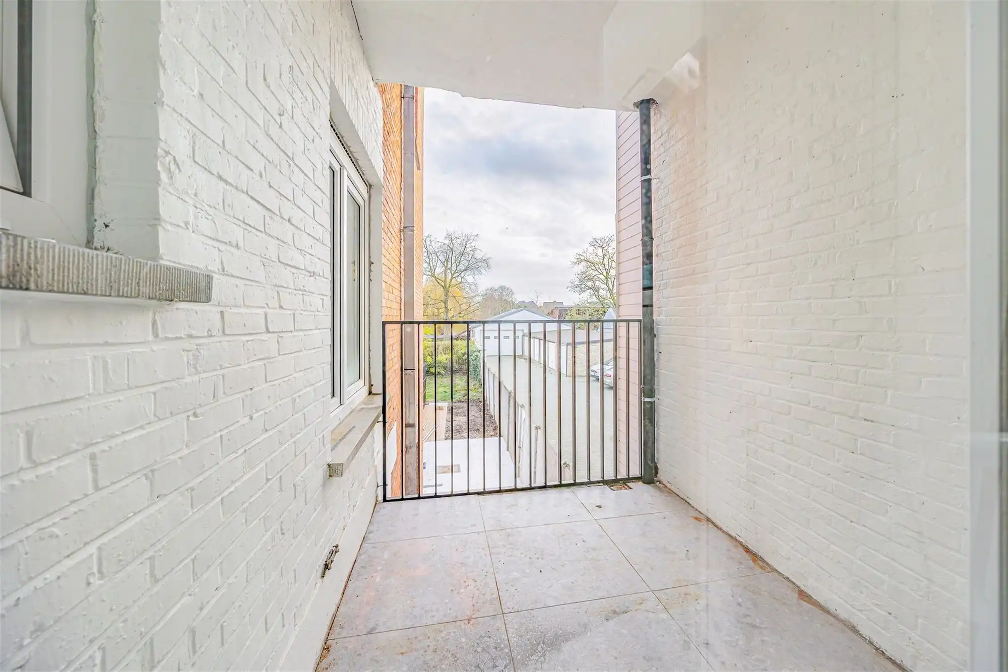 Instapklaar appartement met tuin en terras foto 5