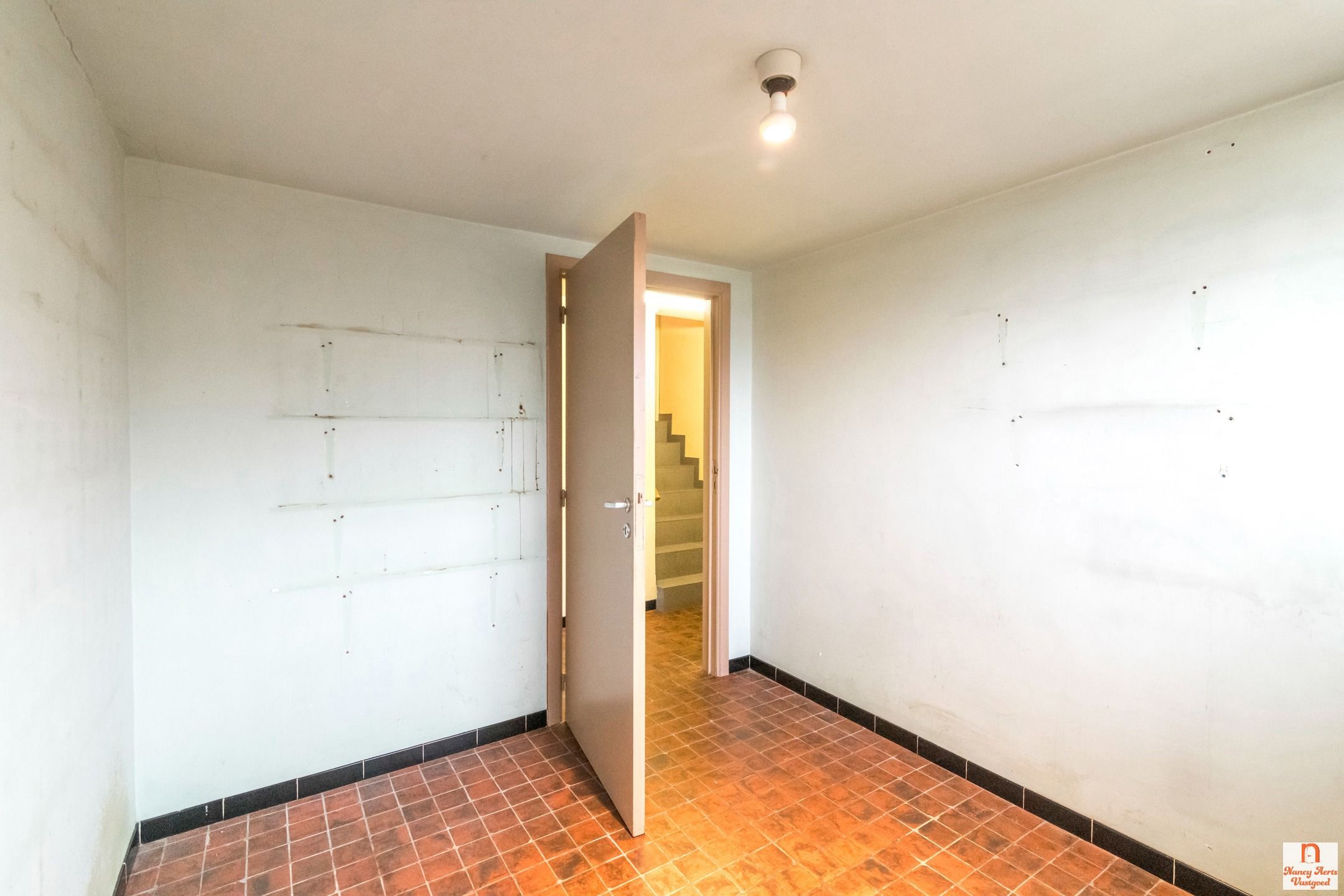Split-level woning met grote tuin en vrij uitzicht foto 60