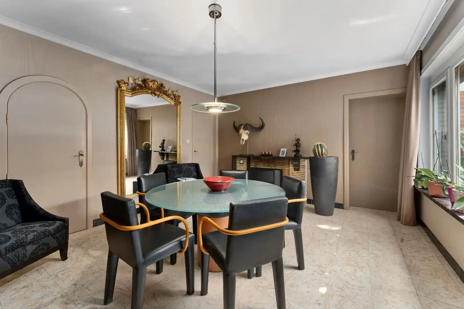 Op te frissen stadswoning met binnentuin foto 6