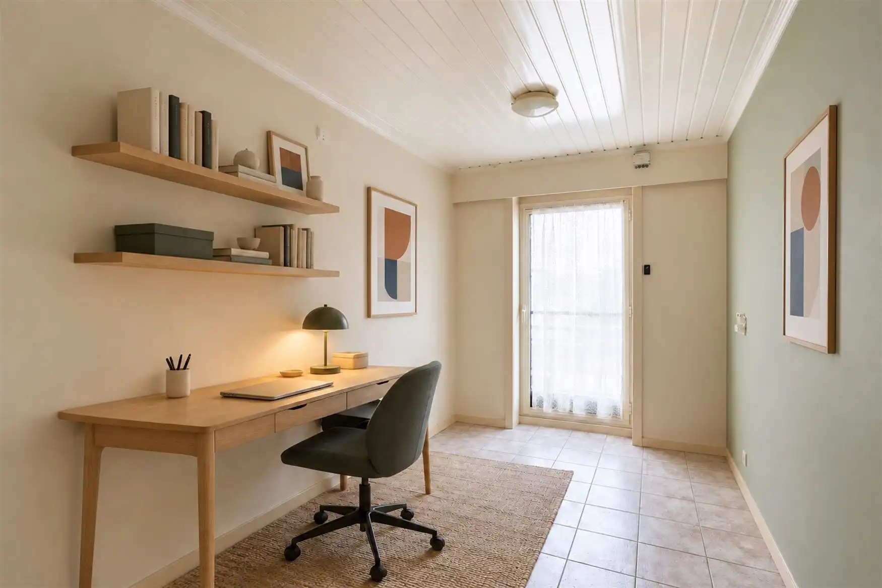 Ruim 3-slaapkamerappartement met zonneterras in Zwijnaarde foto 4