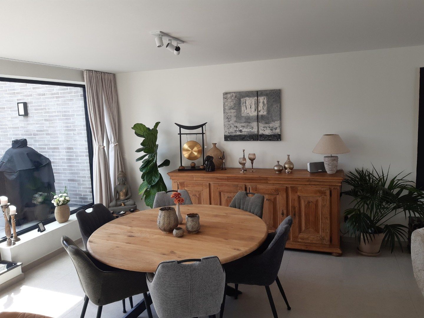 Ruim, energiezuinig 3- slaapkamer appartement. foto 5
