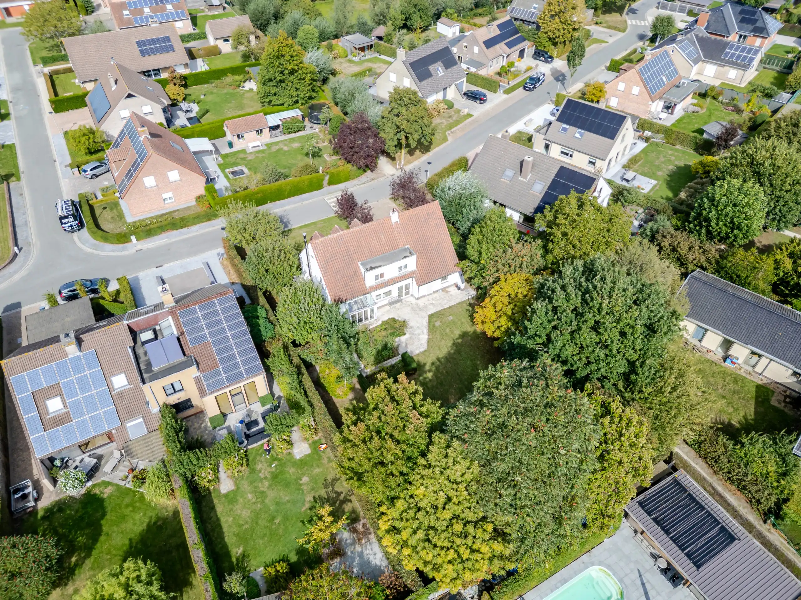 CHARMANTE VILLA MET RUIME TUIN EN CENTRUM OP WANDELAFSTAND foto 26