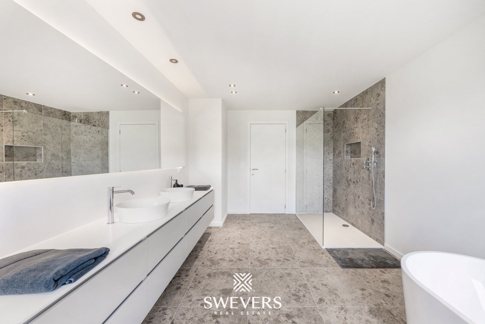 Nieuwbouwwoning op 7 are in Paal  foto 28