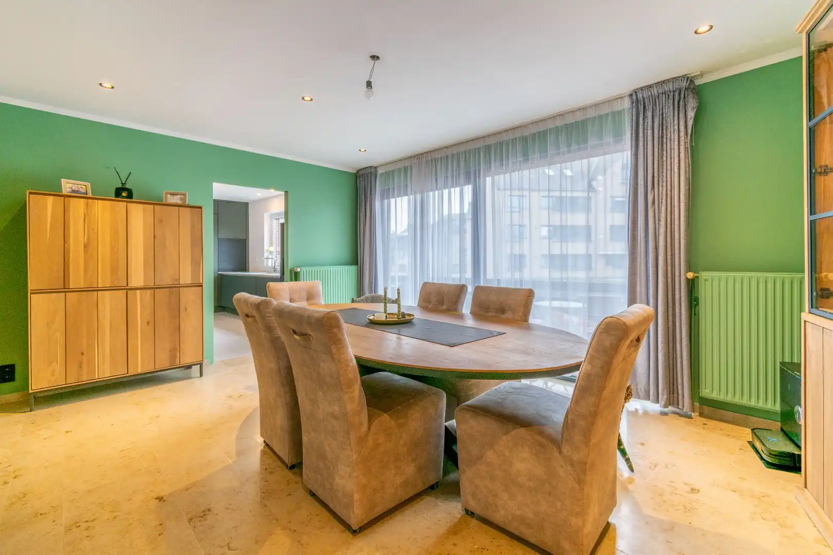 RUIM, INSTAPKLAAR APP MET 5SLP + 3BDK & TERRASSEN! foto 7