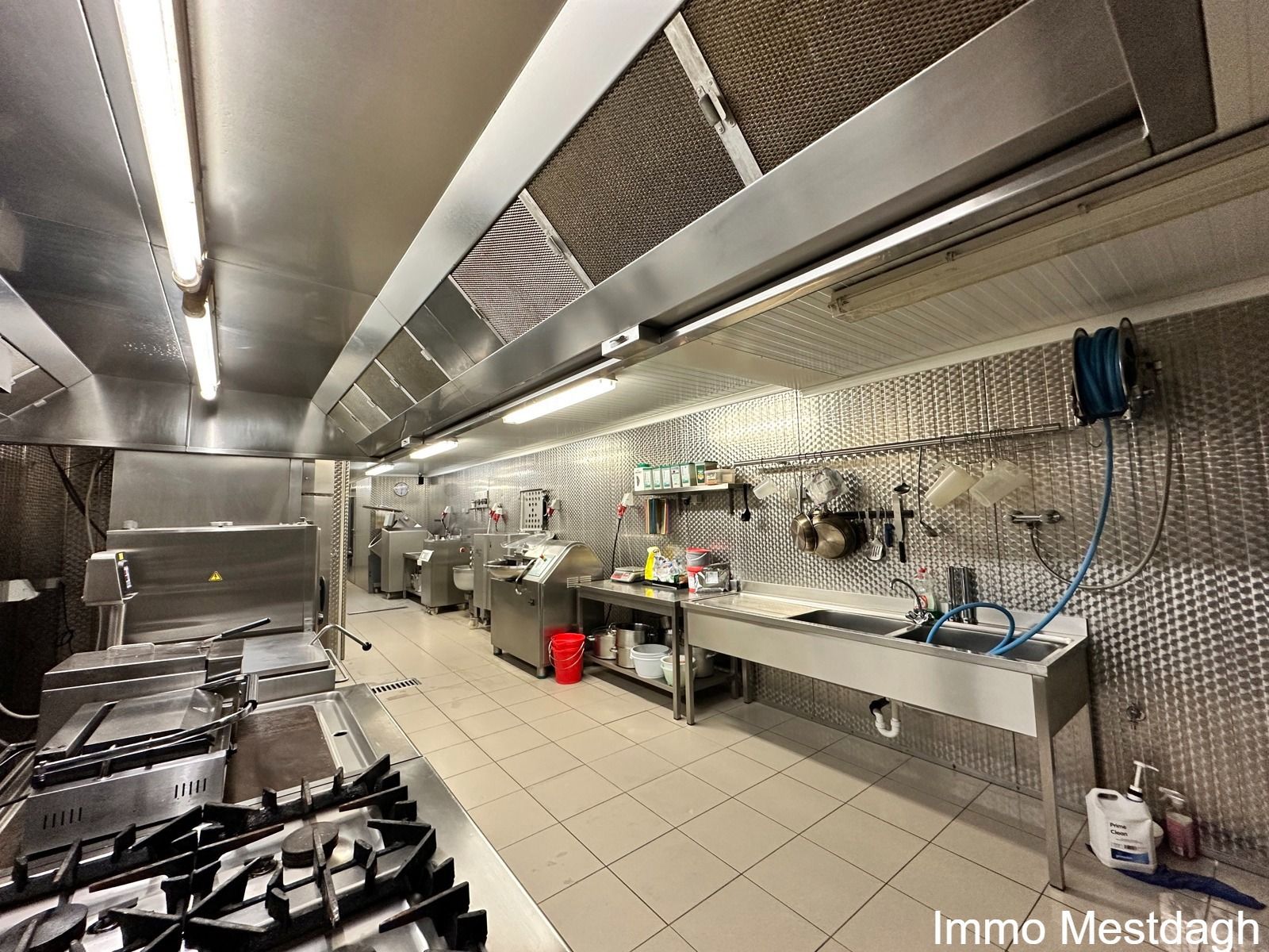 Uitzonderlijk Vastgoed in Centrum Diest: Handelshuis met Royale Triplex (577m² totaal) foto 10