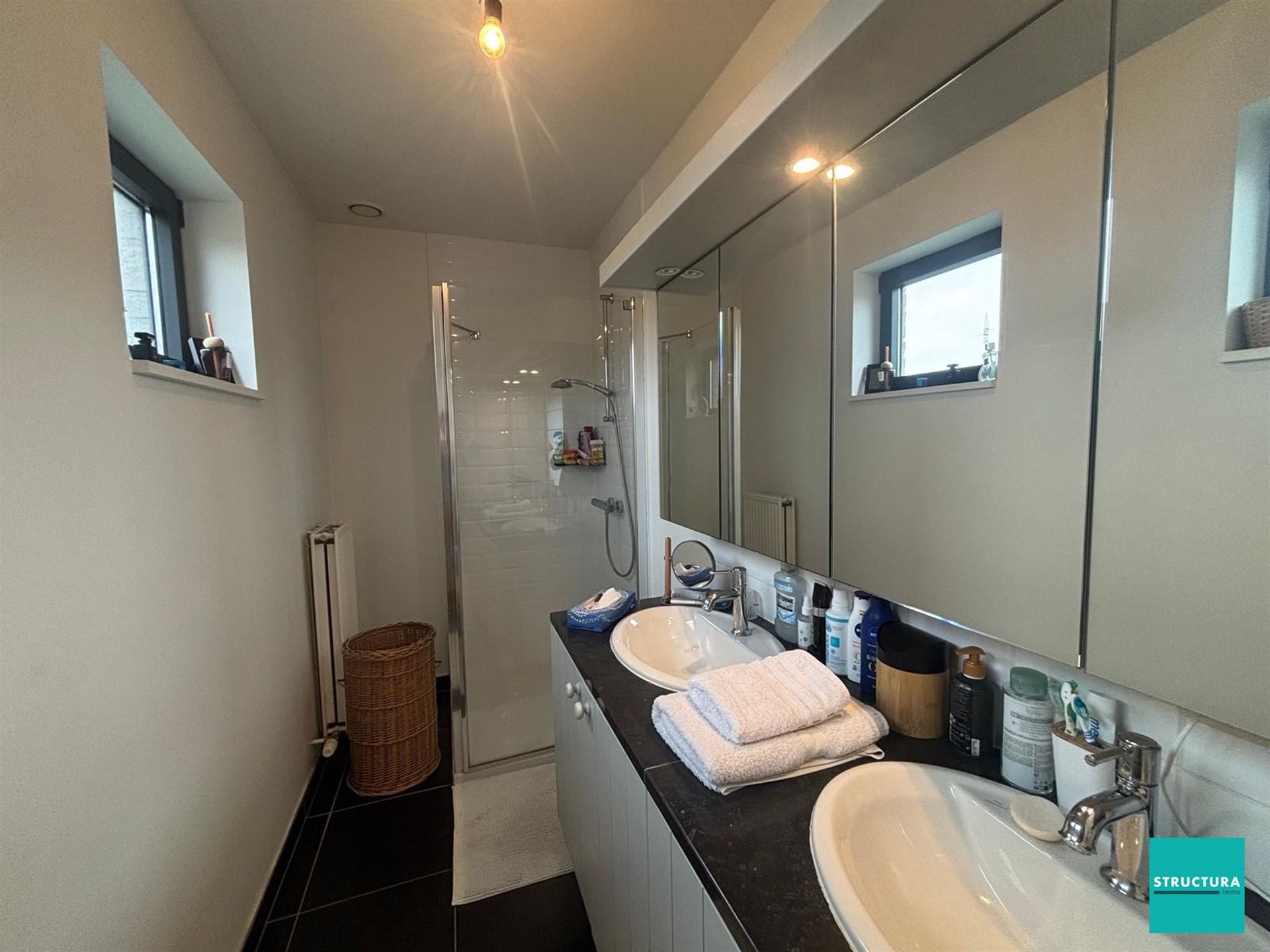 BEZOEKEN VOLZET! Luxe duplex met 3 kamers en 2 terrassen in het hart van Regelem! foto 13