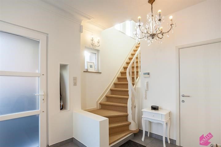 Prachtige halfopen bebouwing met tuin te Linkeroever foto 17
