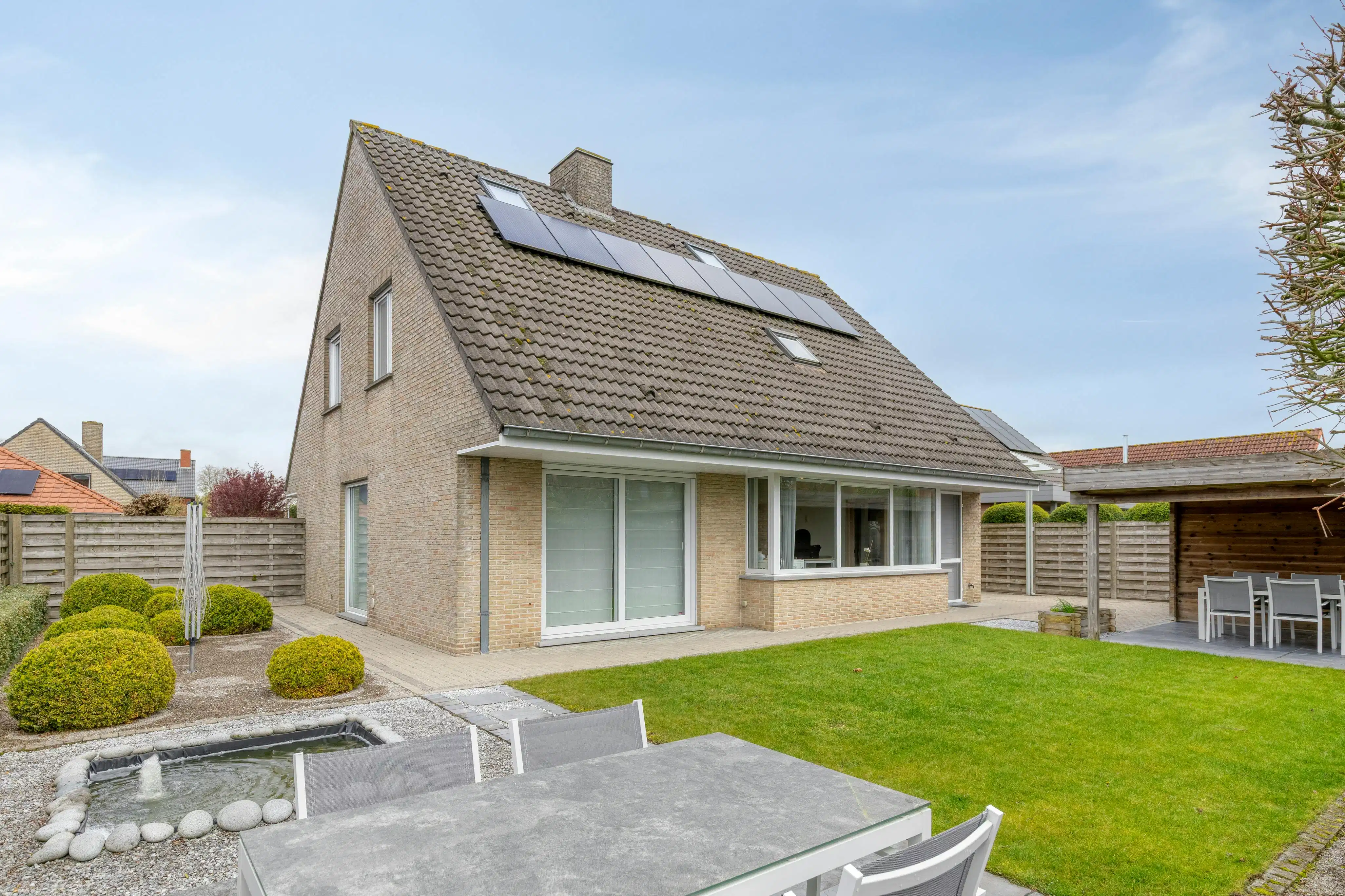 Instapklare gezinswoning in rustige wijk te Roeselare foto 26