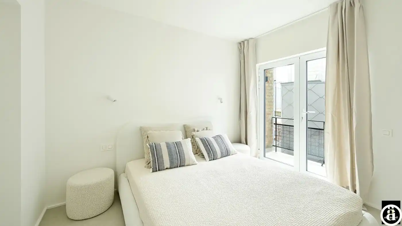 Mooi vakantie-appartement op de Zeedijk nabij het Rubensplein foto 10