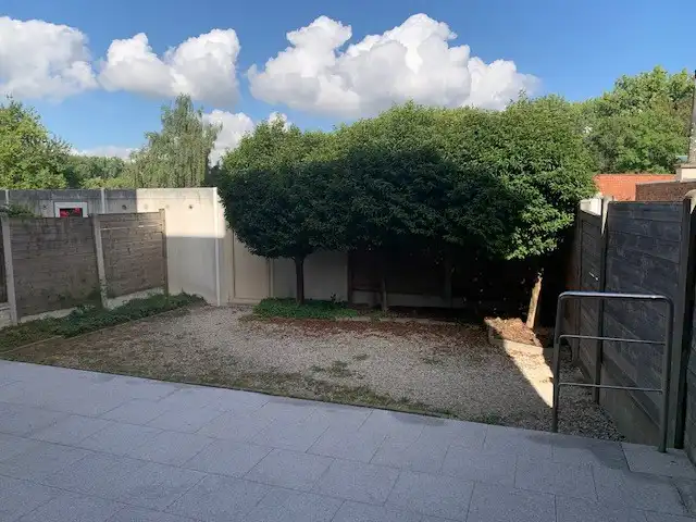 Zeer ruim, gezellig ingericht en lichtrijk appartement foto 19