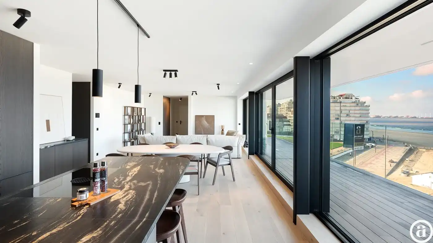 Exclusief high-end appartement in iconisch gebouw aan RBSC. foto 13