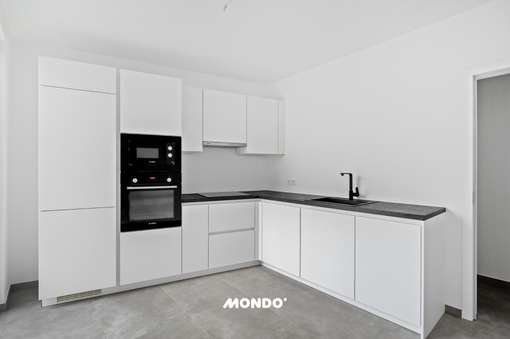 Nieuwbouw appartement met twee terrassen! foto 7
