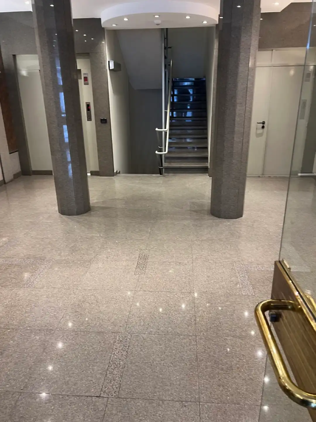 Kantoor 300 m² met optioneel magazijn, Lange Lozanastraat   foto 9