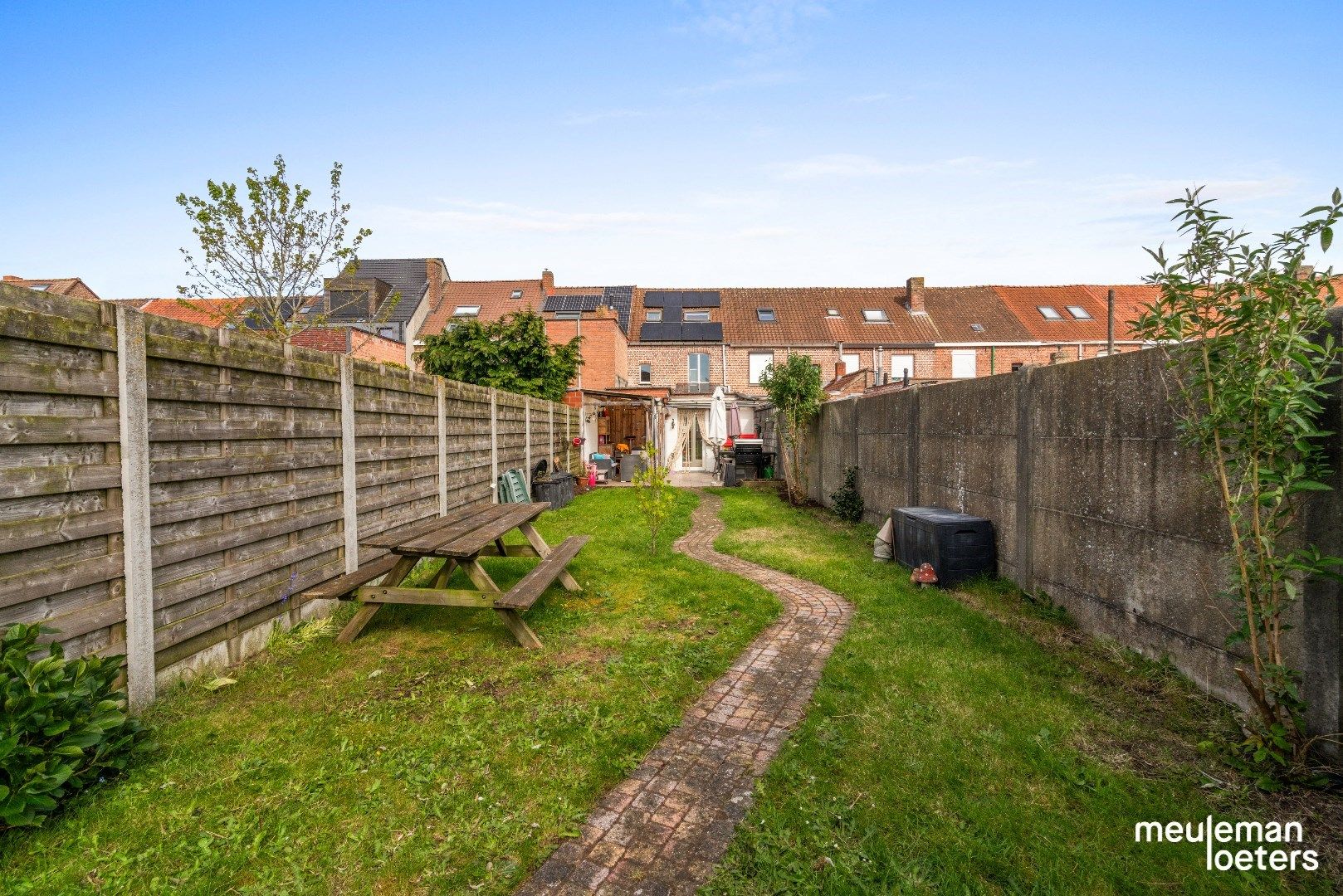 Rijwoning met schitterende stadstuin foto 2