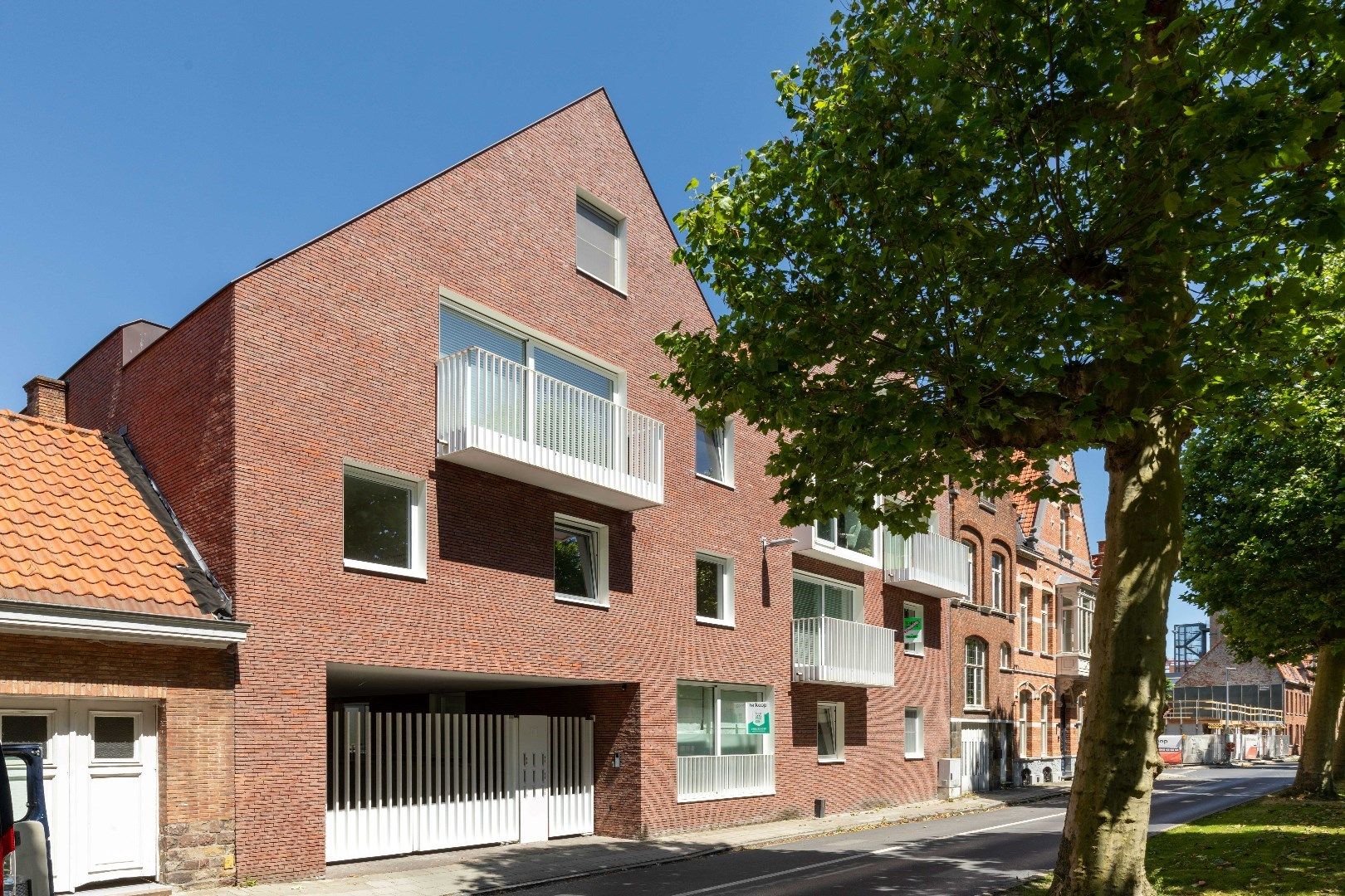 Appartement met één slaapkamer, berging en overdekte staanplaats te Kristus-Koning. foto 1