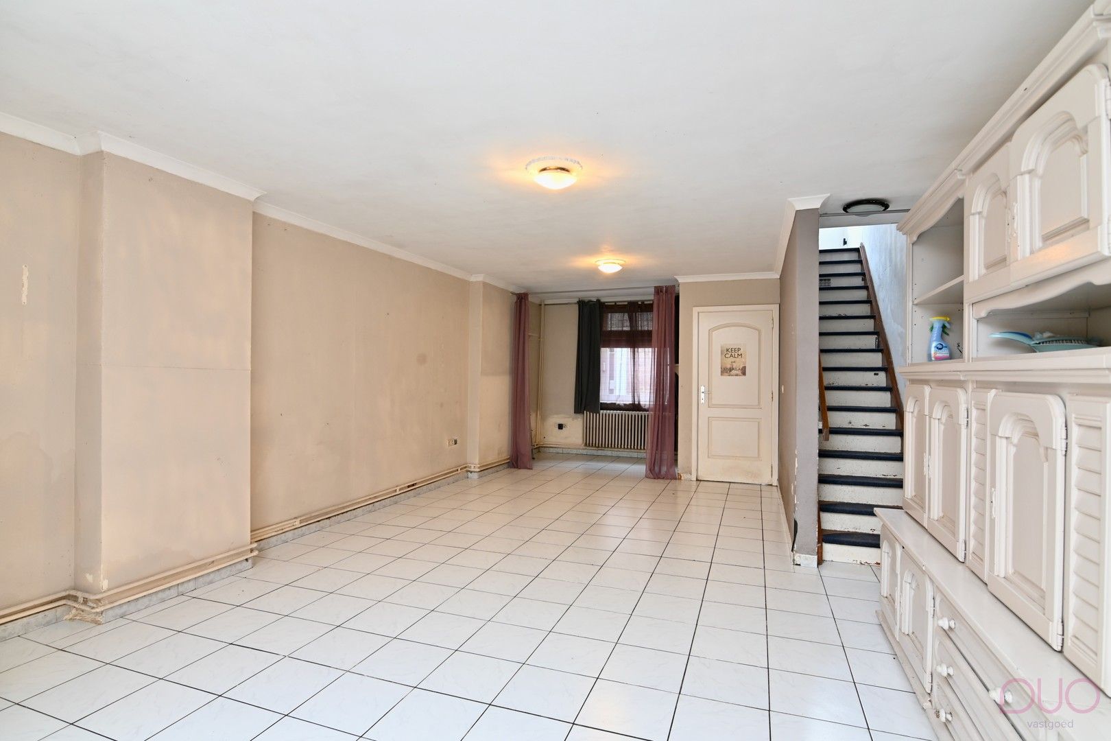 Op te frissen stadswoning met drie slaapkamers in rustige buurt foto 2